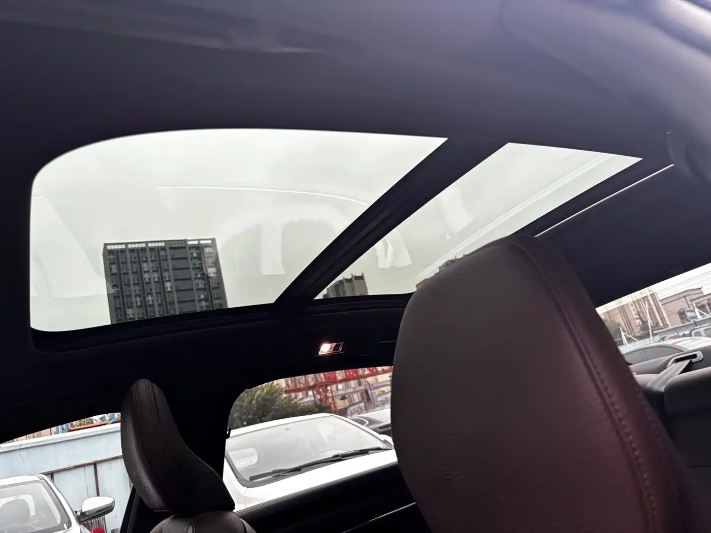 Volvo S90 2021 Model B5 Inscription Luxury Edition фото 13