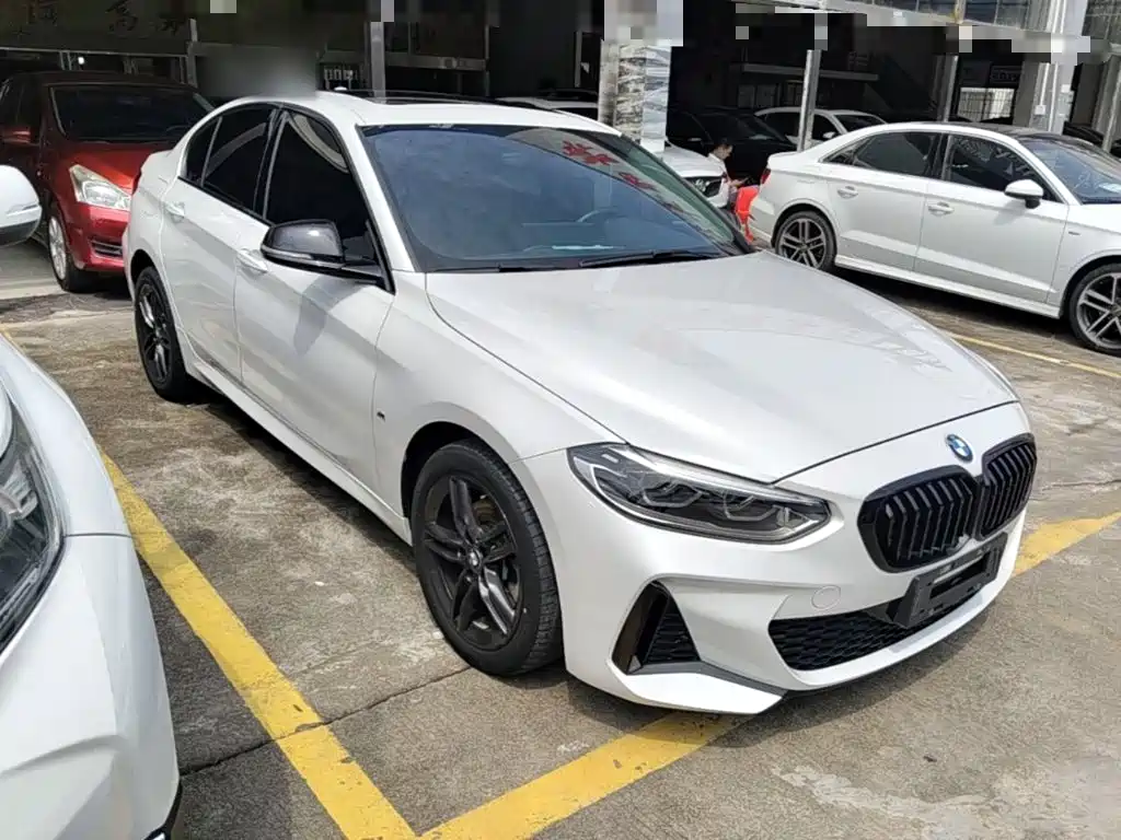 Фото 4 - BMW 1 Series