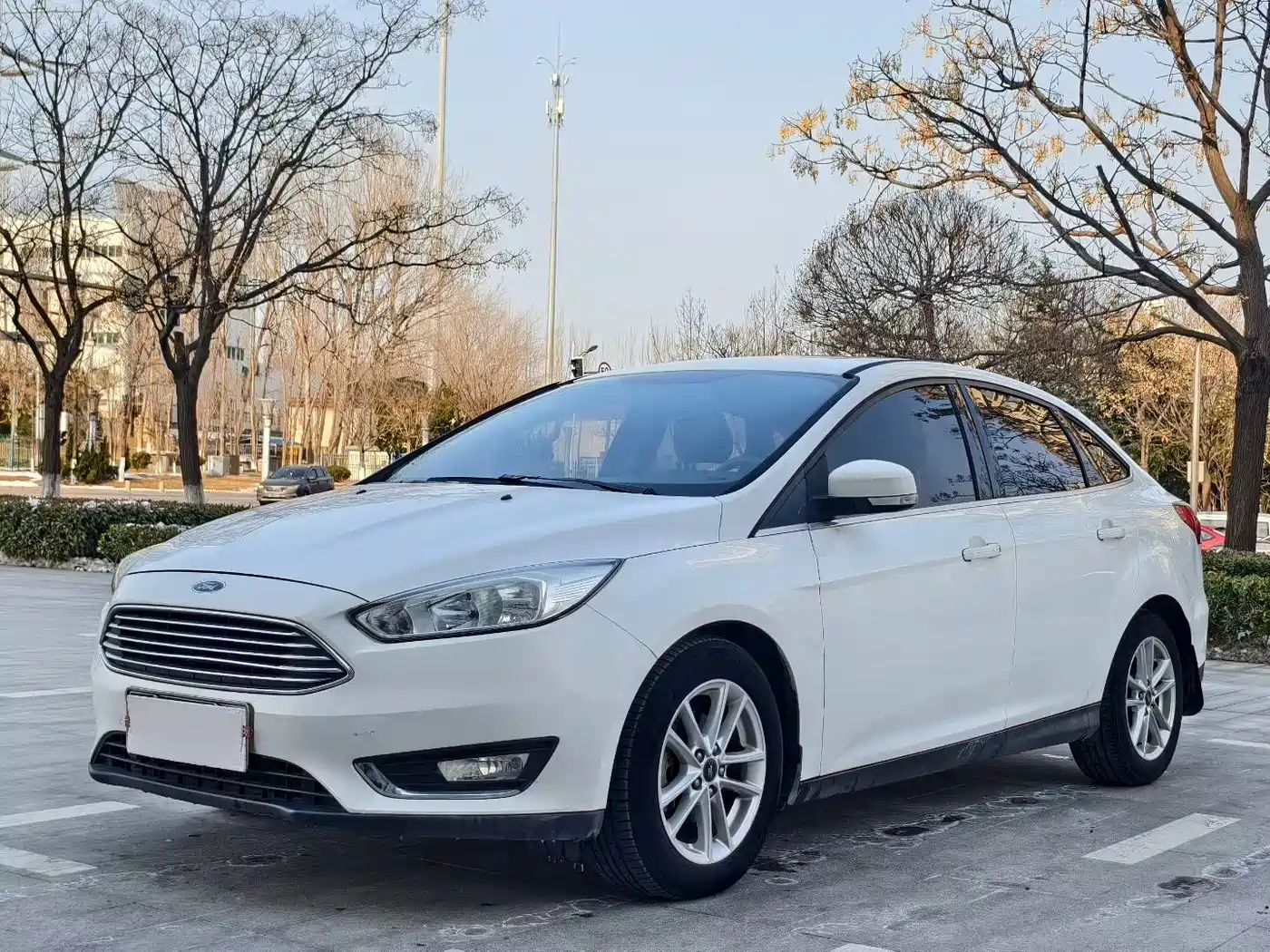 FORD FOX