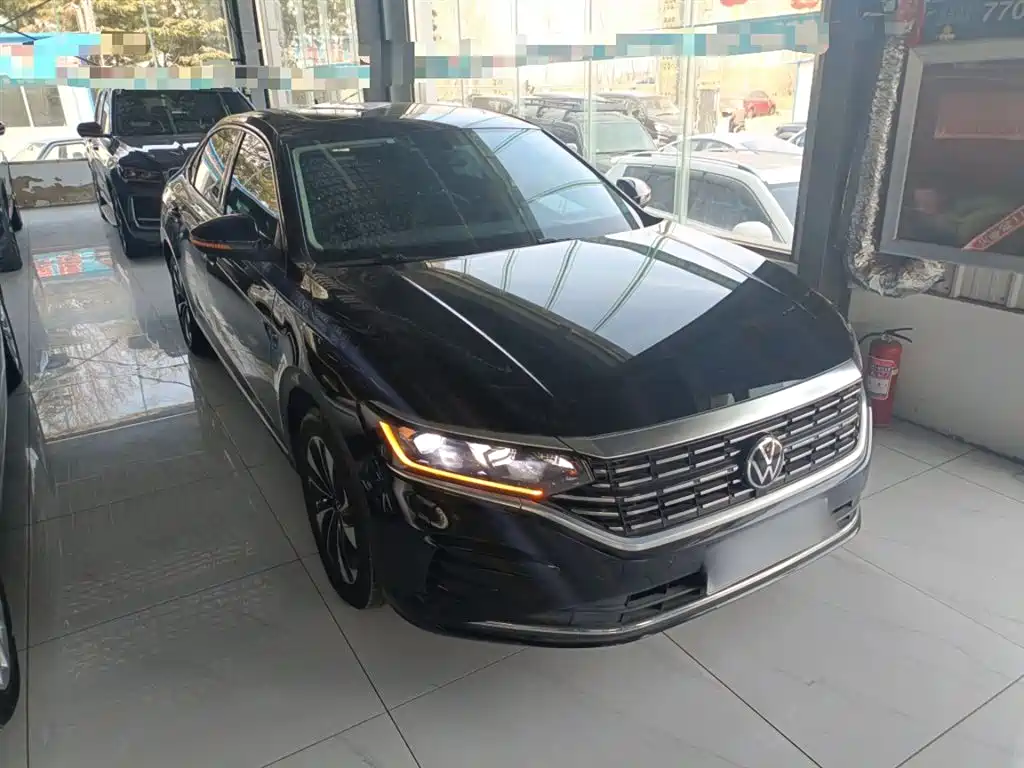 Volkswagen Passat 2022 330TSI Elite Edition фото 4
