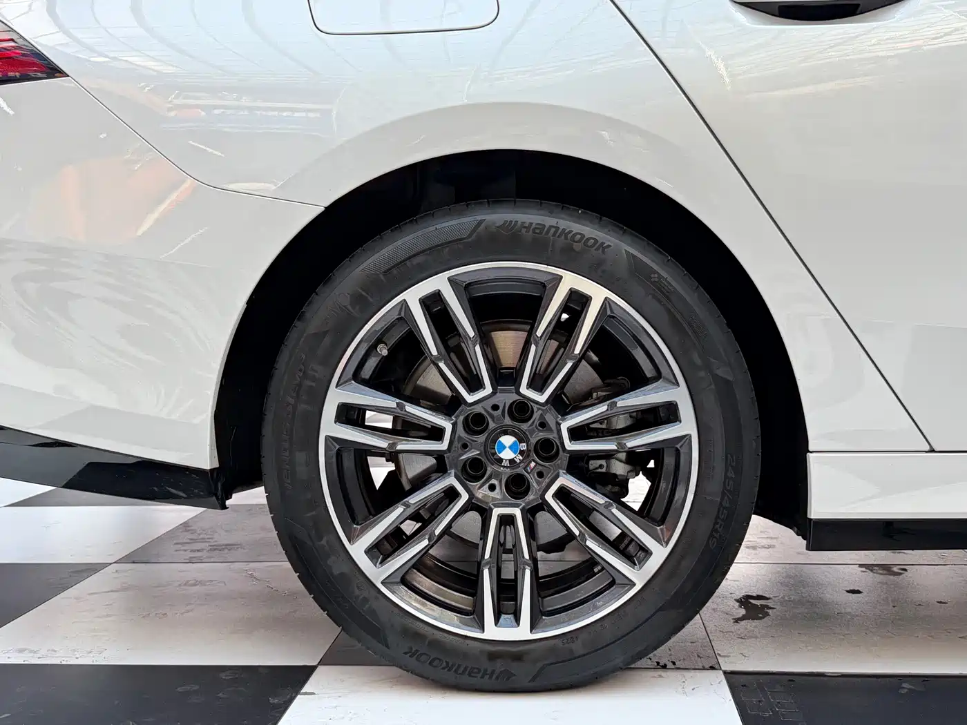 BMW 5 Series 2026 2026 525Li M Sport Package