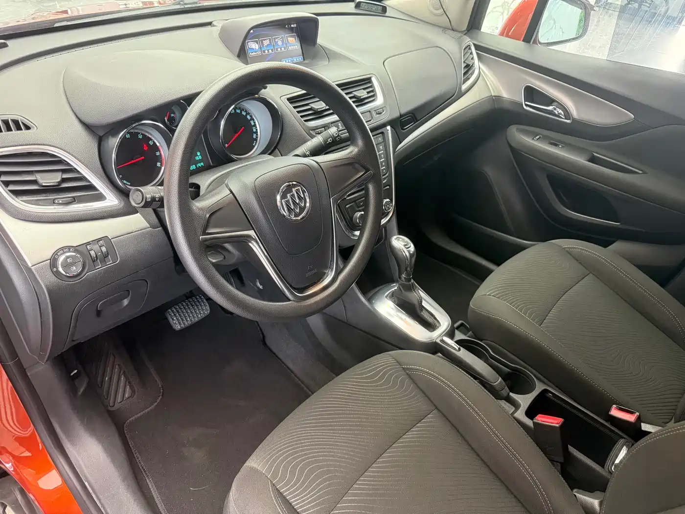 Buick Encore 2014 1.4T Automatic 2WD Urban Elite фото 4