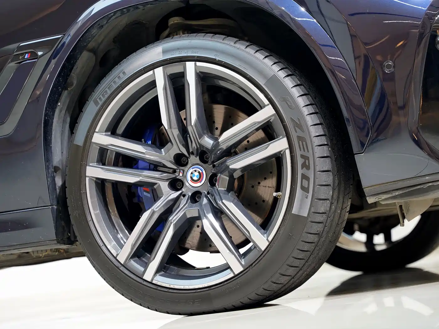BMW X6 M 2022 X6 M фото 10