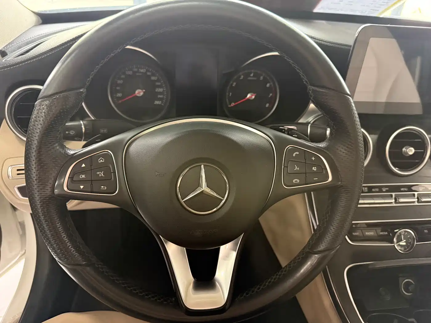 Mercedes-Benz C-Class 2015 Facelift C 180 L Sport фото 18