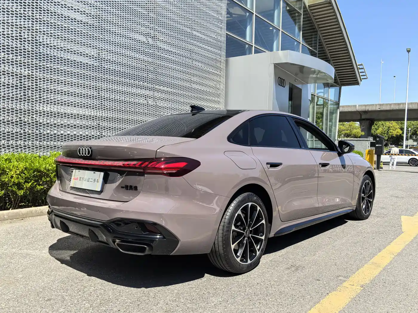 Audi A5L 2025 2.0T Sport Edition Plus фото 5
