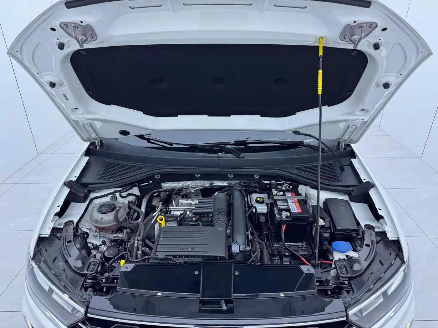 Volkswagen T-ROC 2022 280TSI DSG 2WD Elite PLUS фото 15