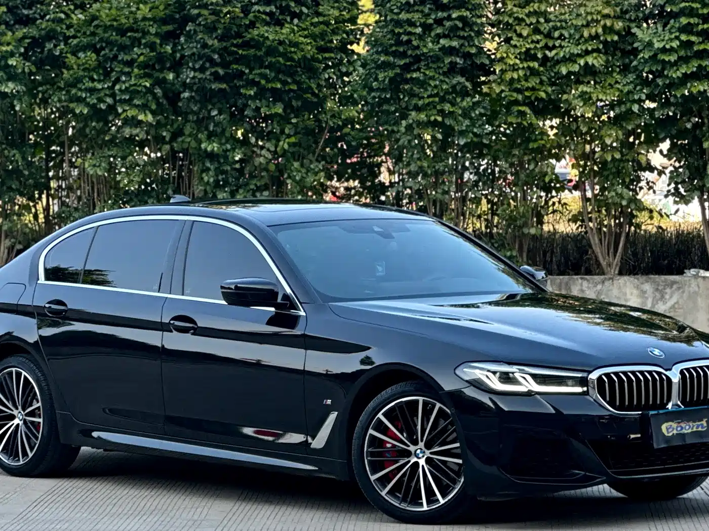 BMW 5 Series 2023 Facelift 530Li Leading M Sport Package фото 4