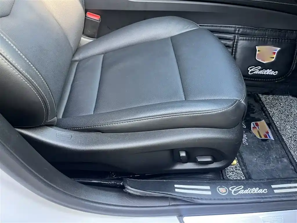Cadillac CT5 2024 28T Luxury Model Pro фото 5