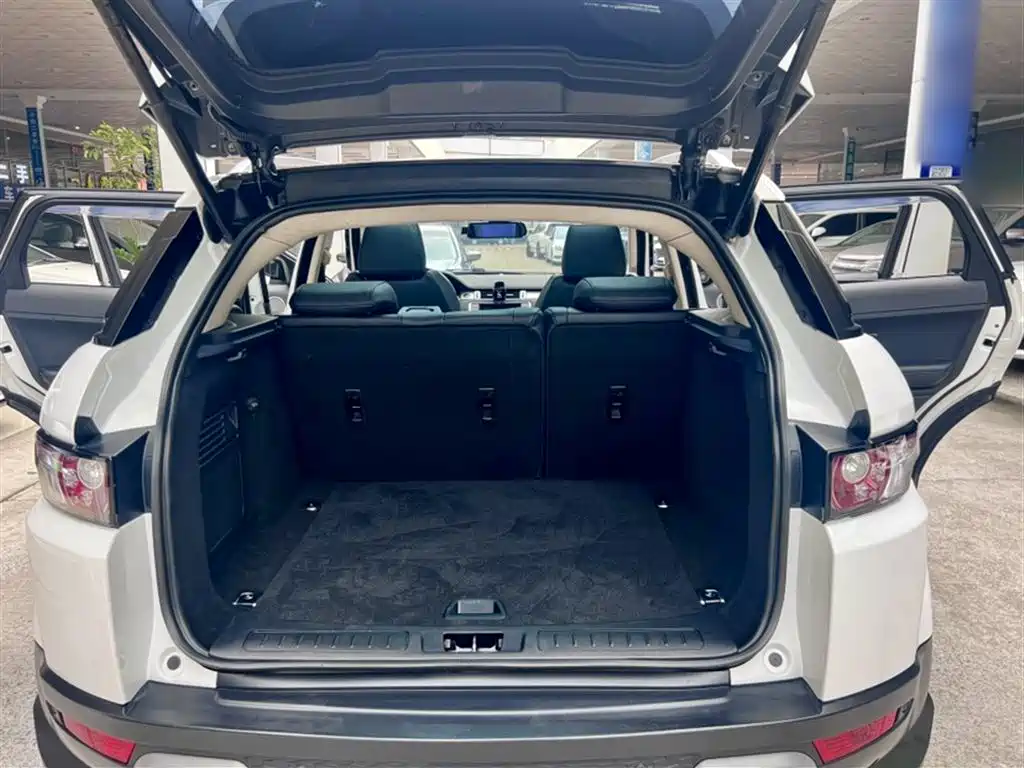 Land Rover Range Rover Evoque (Import) 2014 2.0T 5-door Brilliance Premium фото 14