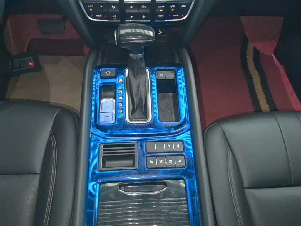 GAC Trumpchi Trumpchi GS8 2017 320T 2WD Luxury Smart Connect (7-seater) фото 10