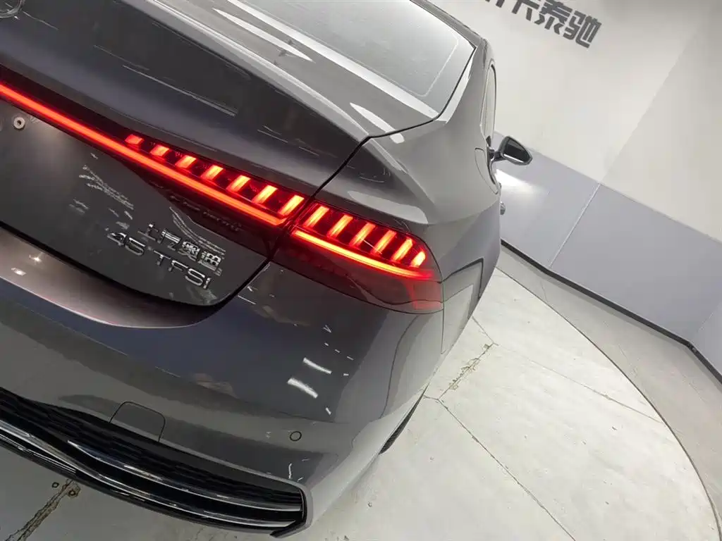 Audi A7L 2022 45 TFSI S-line Future Dream Edition фото 10