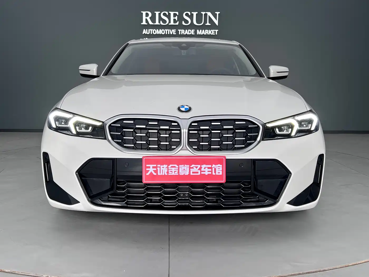 BMW 3 Series 2023 325Li M Sport Package фото 26