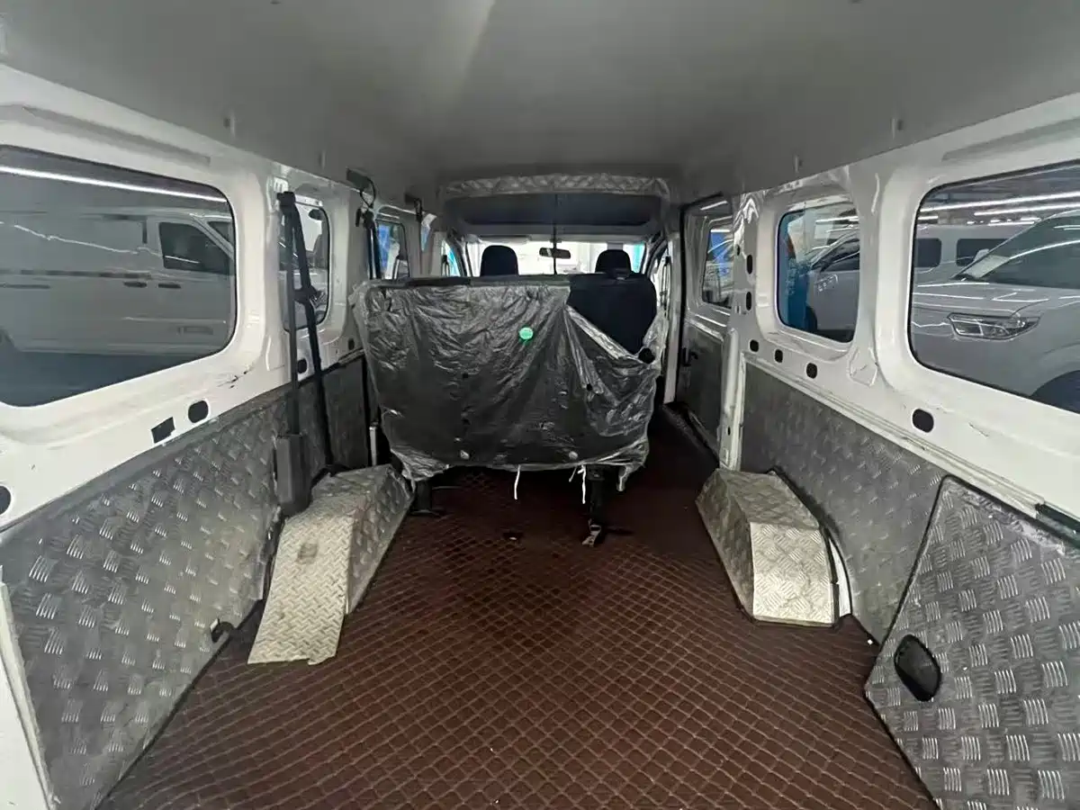 Lingshi Auto Ling Shi Golden Warehouse 2025 2024 Model Year Luxury Edition First Class