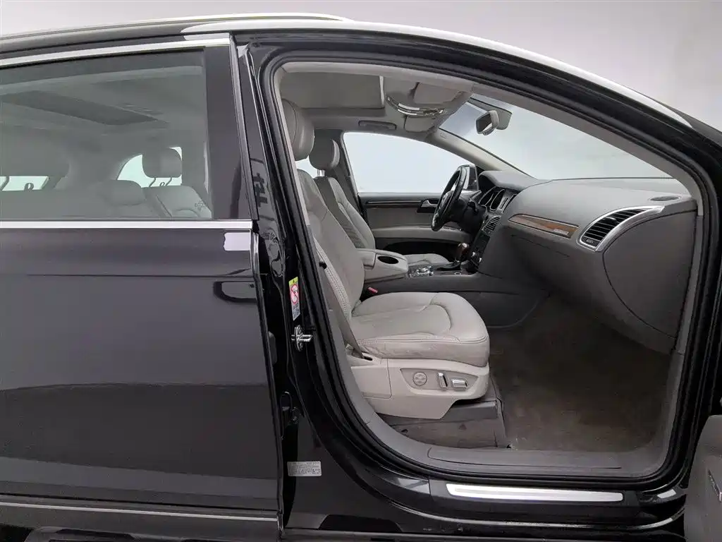 Audi Q7 2011 3.0 TFSI Comfort (200kW) фото 23