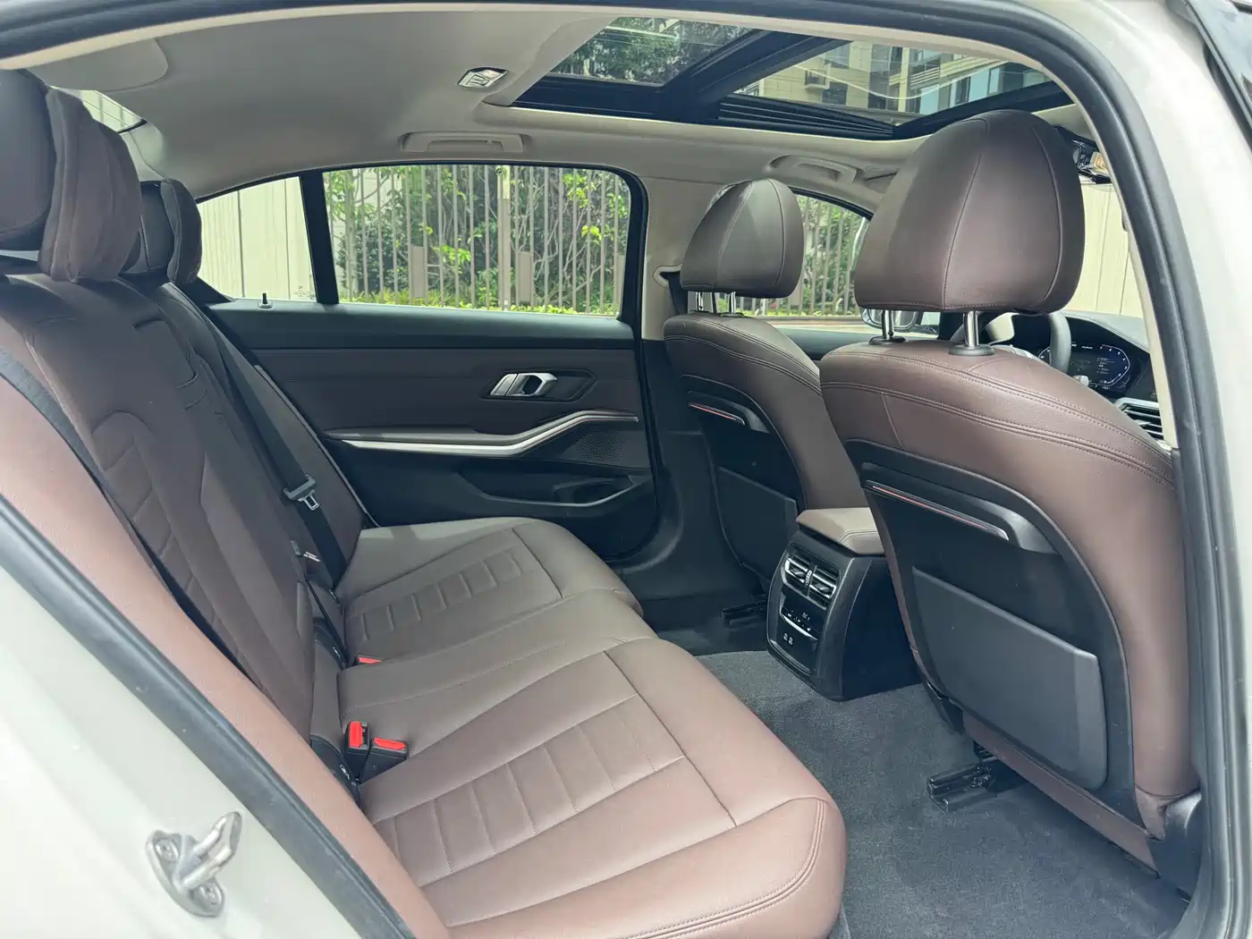 BMW 3 Series 2020 325Li M Sport Package фото 23