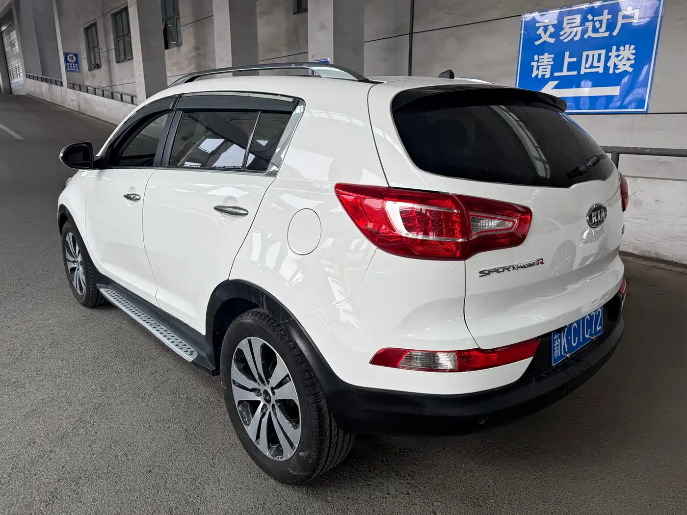 Kia Sportage 2012 2.0L Automatic 2WD GL фото 9