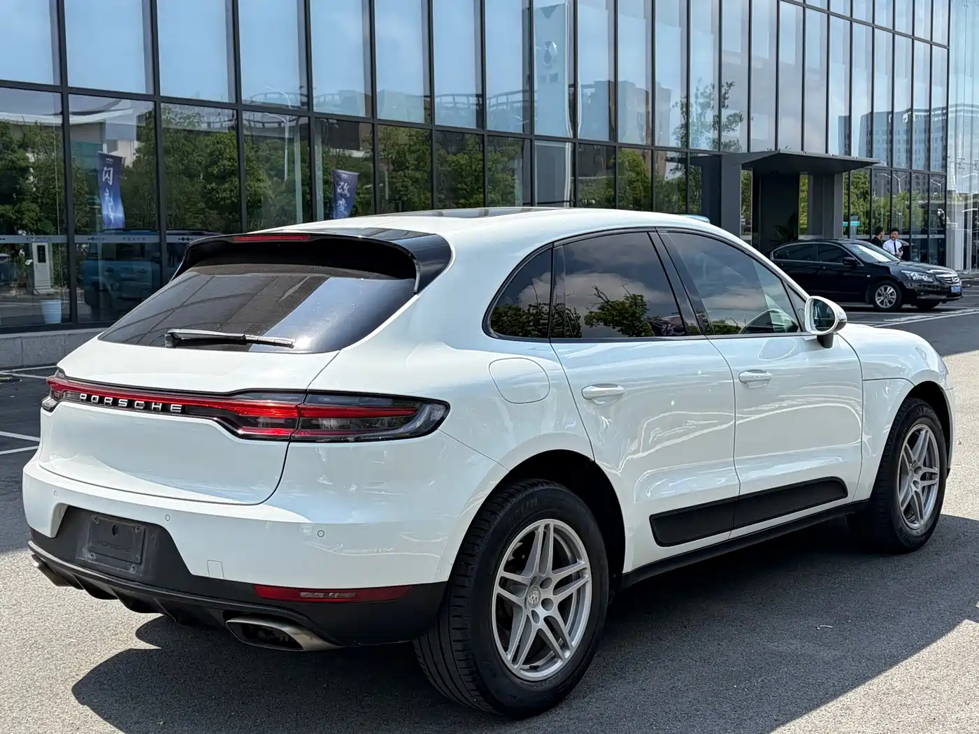 Porsche Macan 2018 Macan 2.0T фото 20