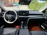 Фото 6 - Toyota Camry