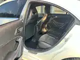 Photo 14 - Mercedes-Benz CLA (Import)