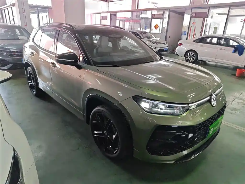 Volkswagen Tayron 2025 Model Tayron L 380TSI 4WD Luxury Easy Package фото 22