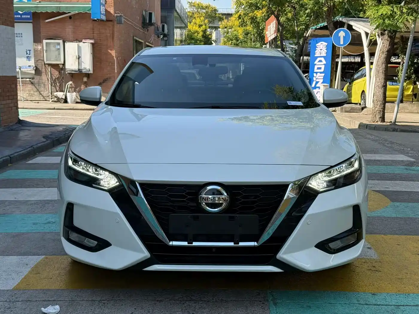 Nissan SYLPHY, миниатюра 2