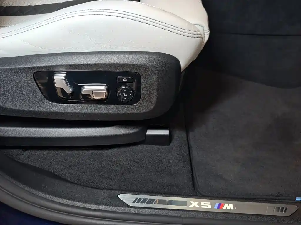 BMW X5 M 2022 2022 X5 M