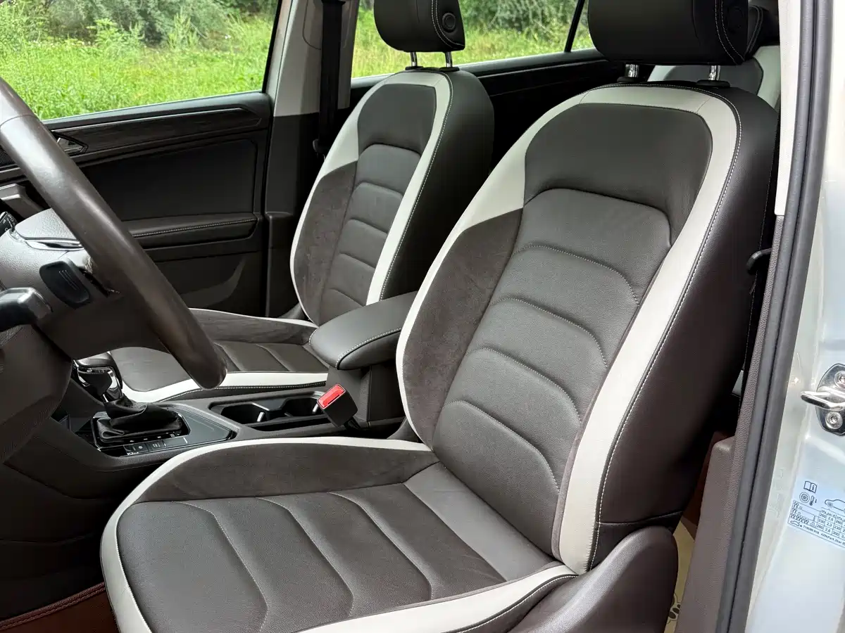 Volkswagen Tiguan L 2017 330TSI Automatic 2WD Luxury Edition фото 8