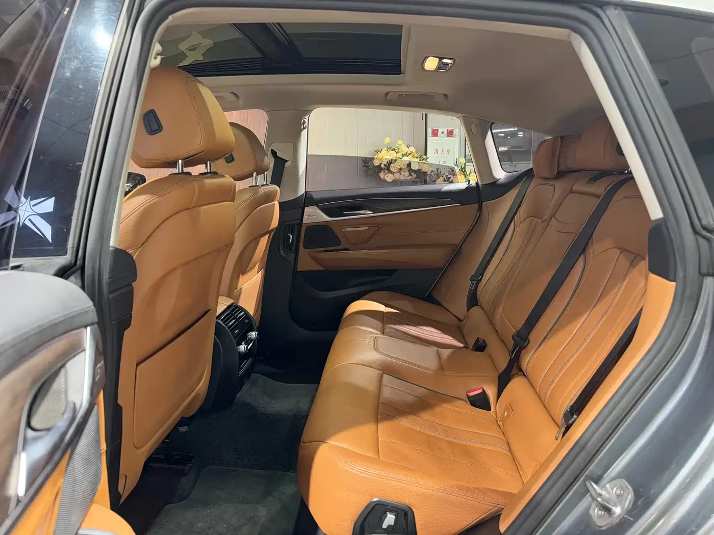 BMW 6 Series GT 2018 630i Luxury Design Package фото 7