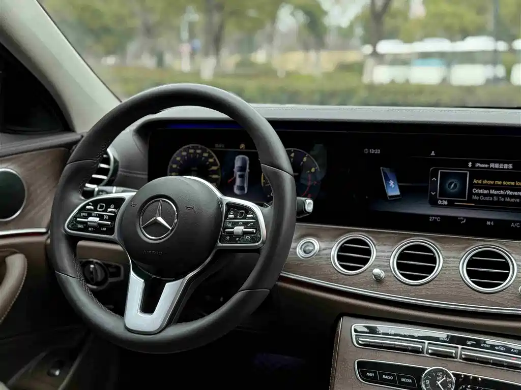 Mercedes-Benz E-Class 2019 E 200 L фото 15
