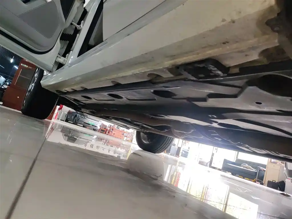 Mercedes-Benz GLK-Class 2013 GLK 300 4MATIC Dynamic Sunroof фото 22