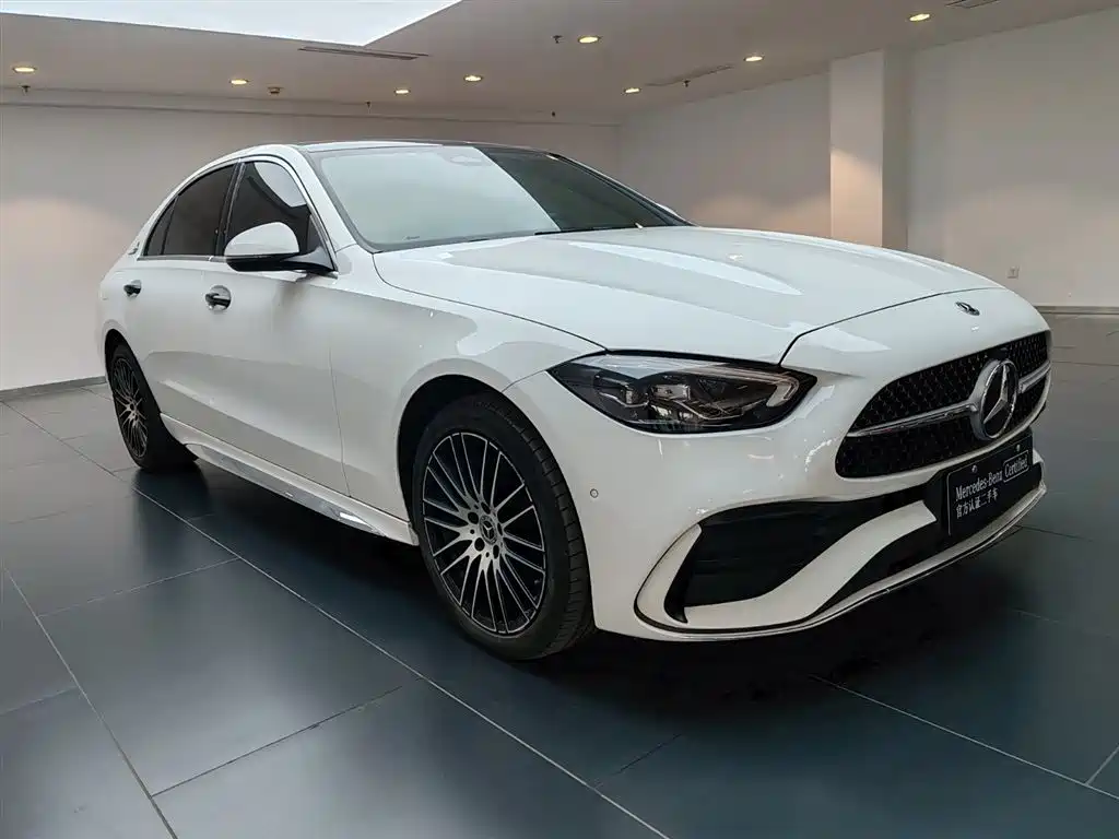 Mercedes-Benz C-Class 2024 Facelift III C 260 L Sport фото 2