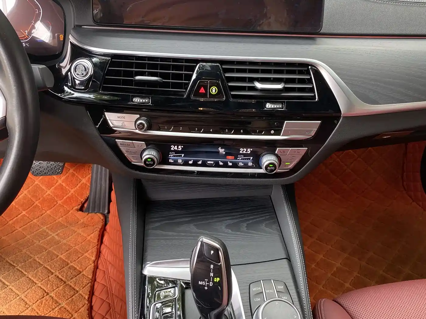 BMW 5 Series 2022 Facelift 530Li Premium M Sport Package фото 22