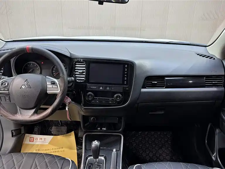 Mitsubishi Outlander 2021 2.0L 2WD Smooth Ride Version 5-Seater 15