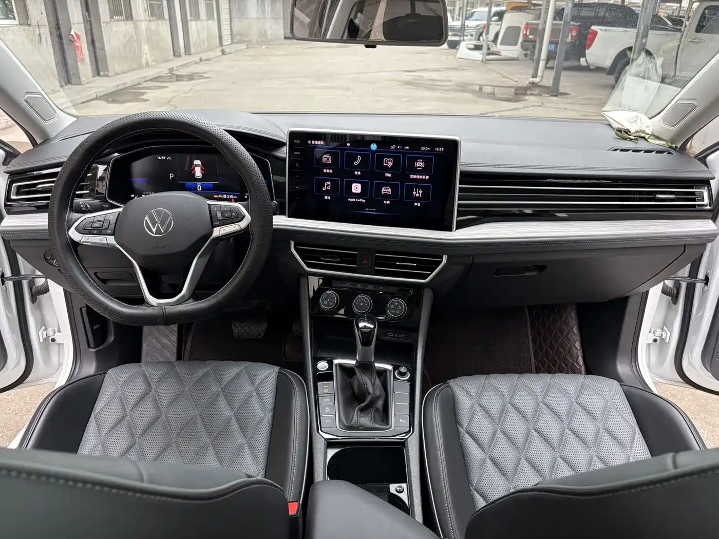 Volkswagen Sagitar 2024 300TSI DSG Surpass Edition фото 6