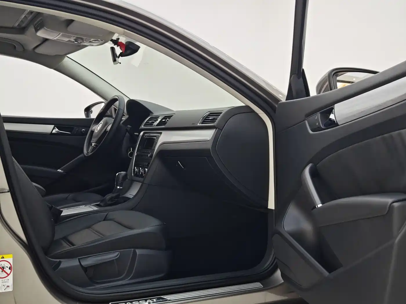 Фото 27 - Volkswagen Passat
