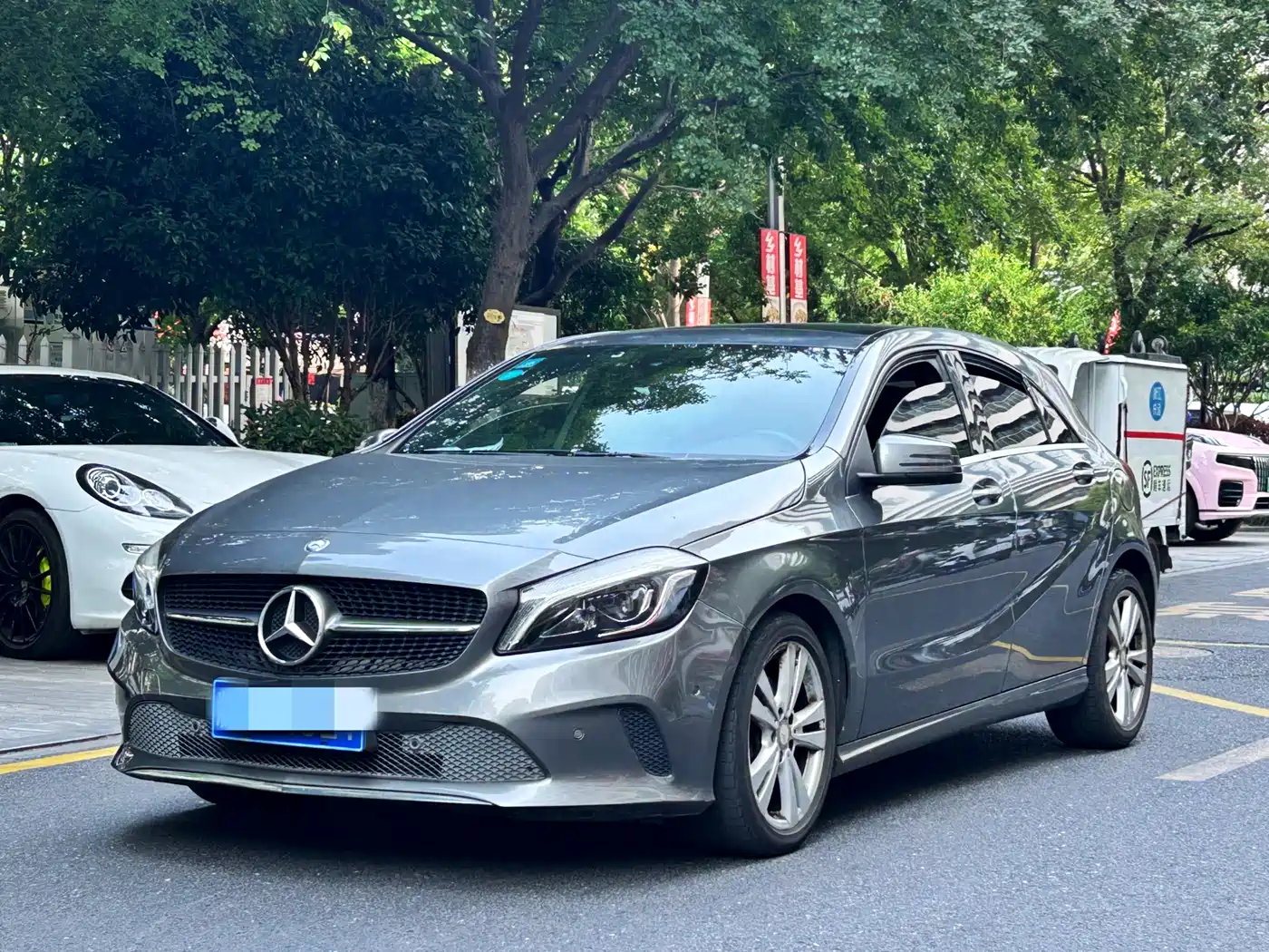Mercedes-Benz A-Class (Import) 2016 A 200 Dynamic