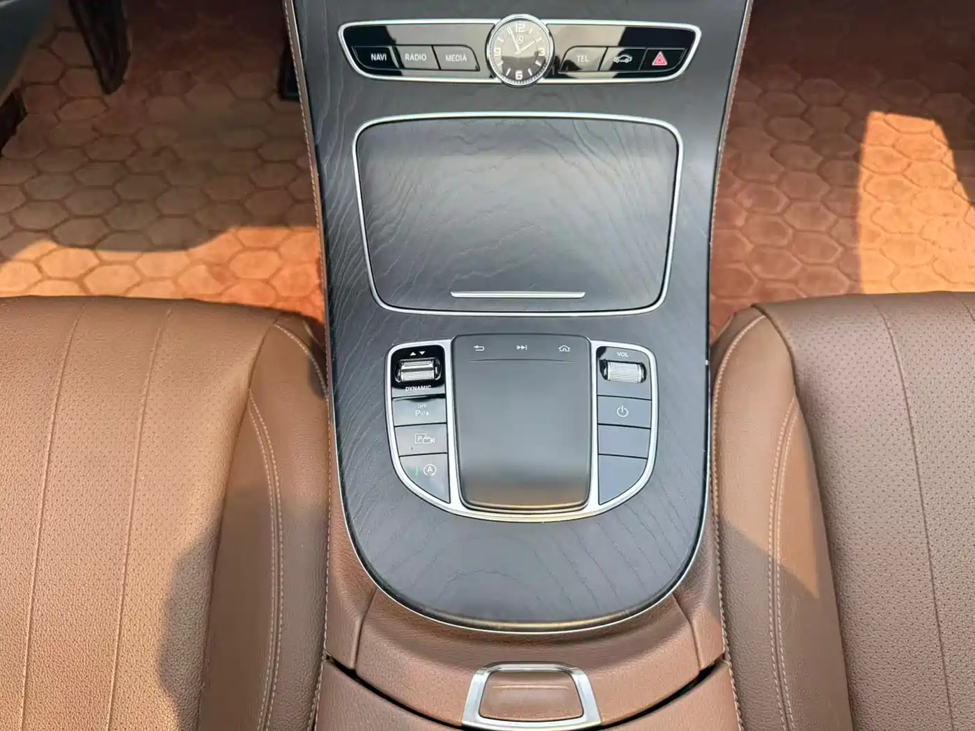 Mercedes-Benz E-Class (Import) 2020 E 260 Sport фото 10