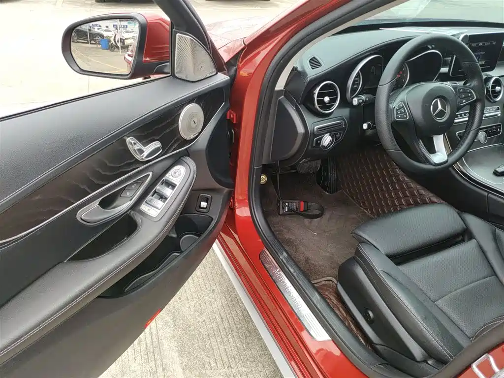 Mercedes-Benz C-Class 2018 C 180 L Fashion Sport Edition фото 16