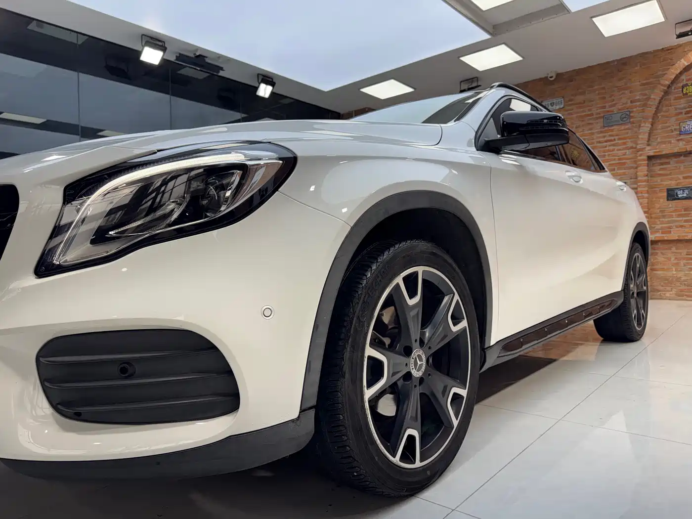 Mercedes-Benz GLA 2018 GLA 220 4MATIC Sport фото 16