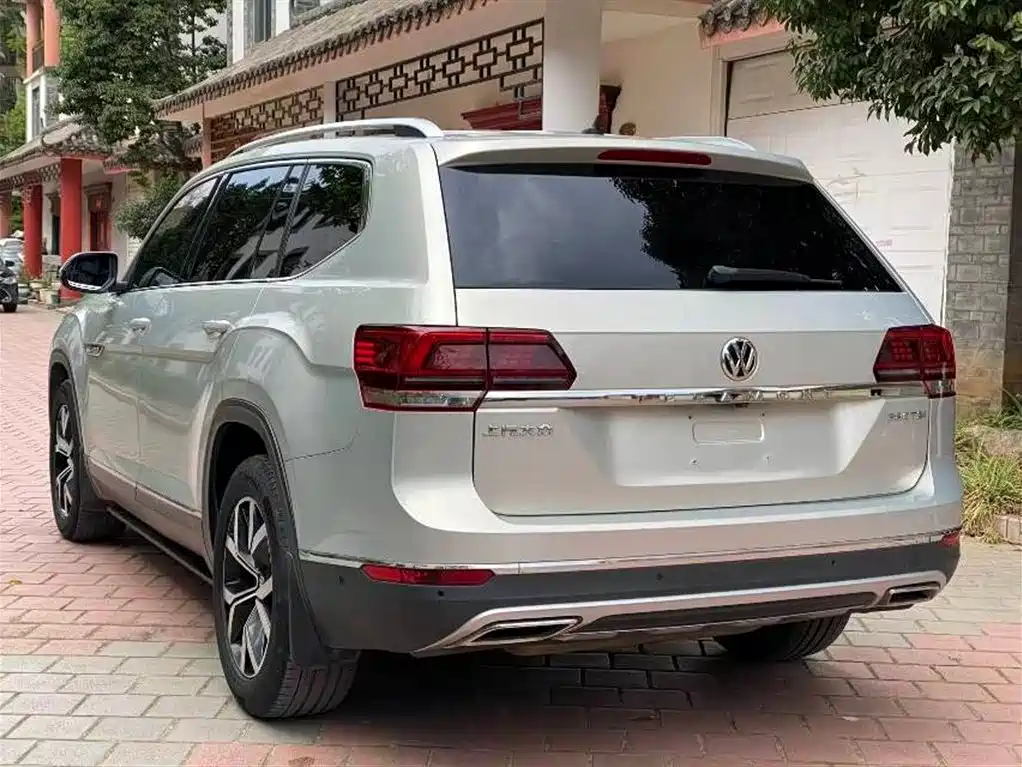 Volkswagen Teramont 2017 380TSI 4WD Luxury Edition фото 9
