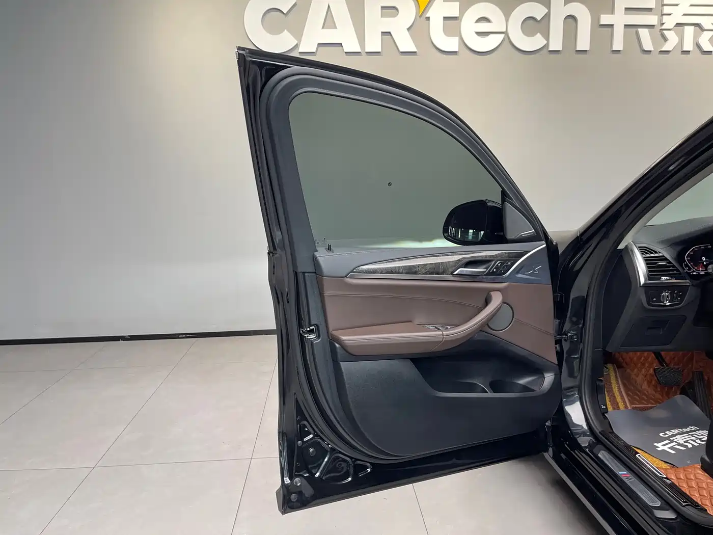 BMW X3 2021 xDrive30i Leading M Sport Package фото 30