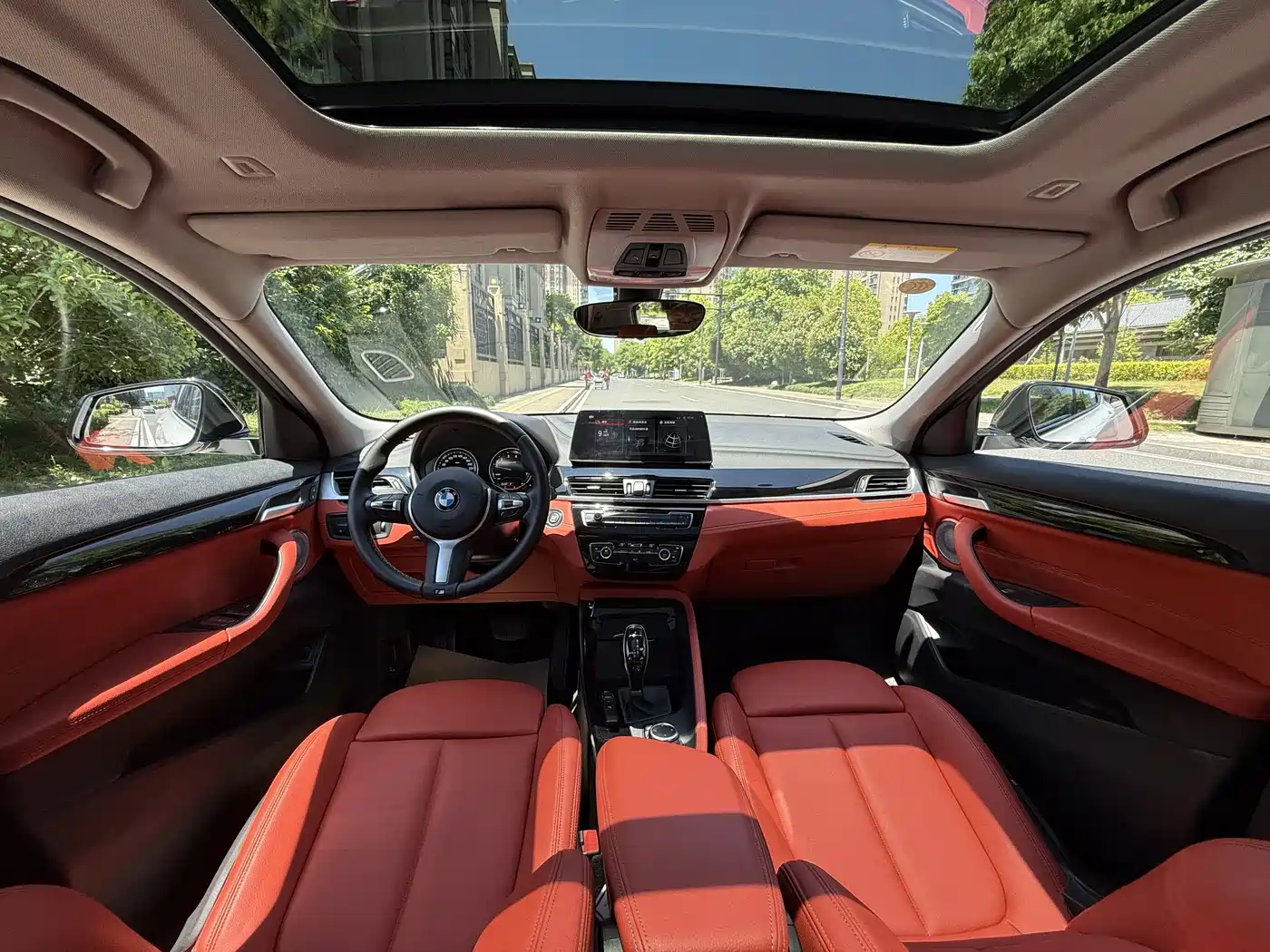 BMW X2 2023 sDrive25i M Sport Shadow Edition фото 16