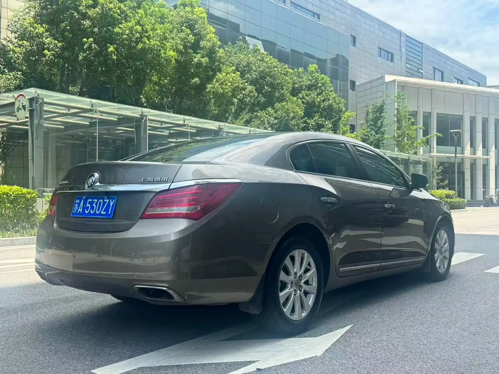 Фото 4 - Buick LaCrosse