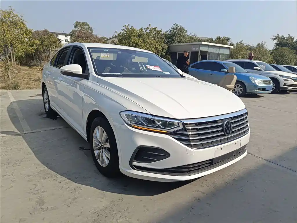 Volkswagen Lavida 2023 Facelift 1.5L Auto Comfort Edition фото 22