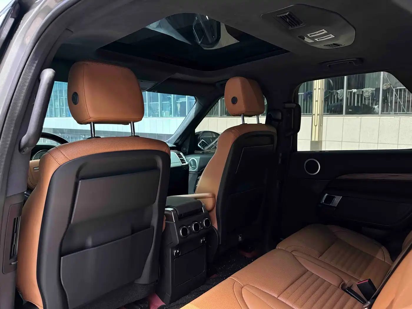 Land Rover Discovery 2017 3.0 SC V6 HSE фото 13