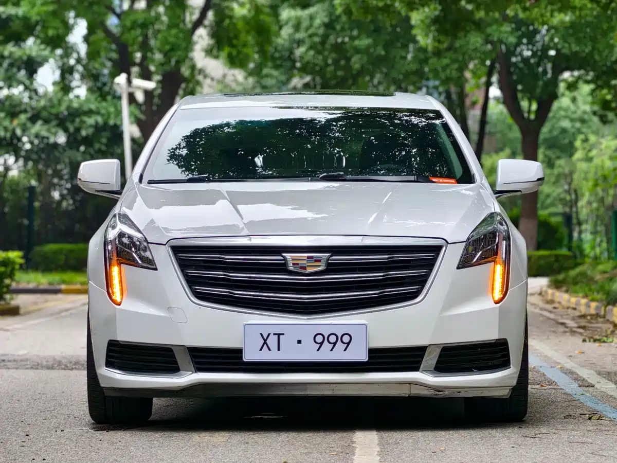 Cadillac XTS 2018 28T Technology фото 2