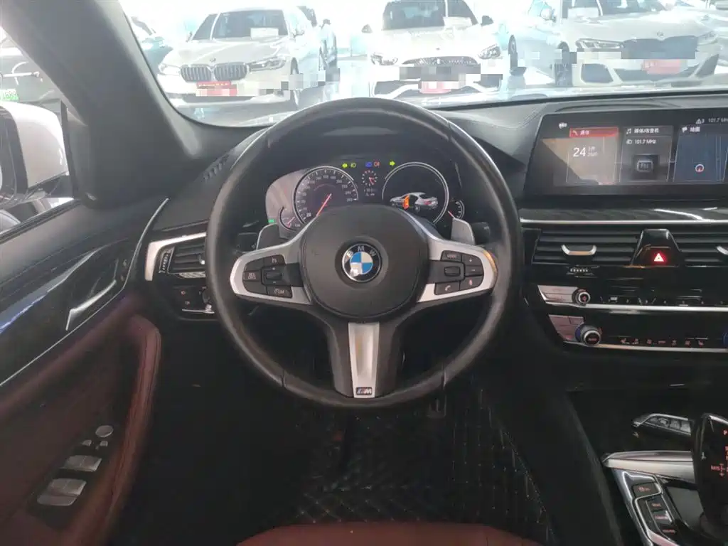 BMW 5 Series 2018 Facelift 530Li Leading M Sport Package фото 11