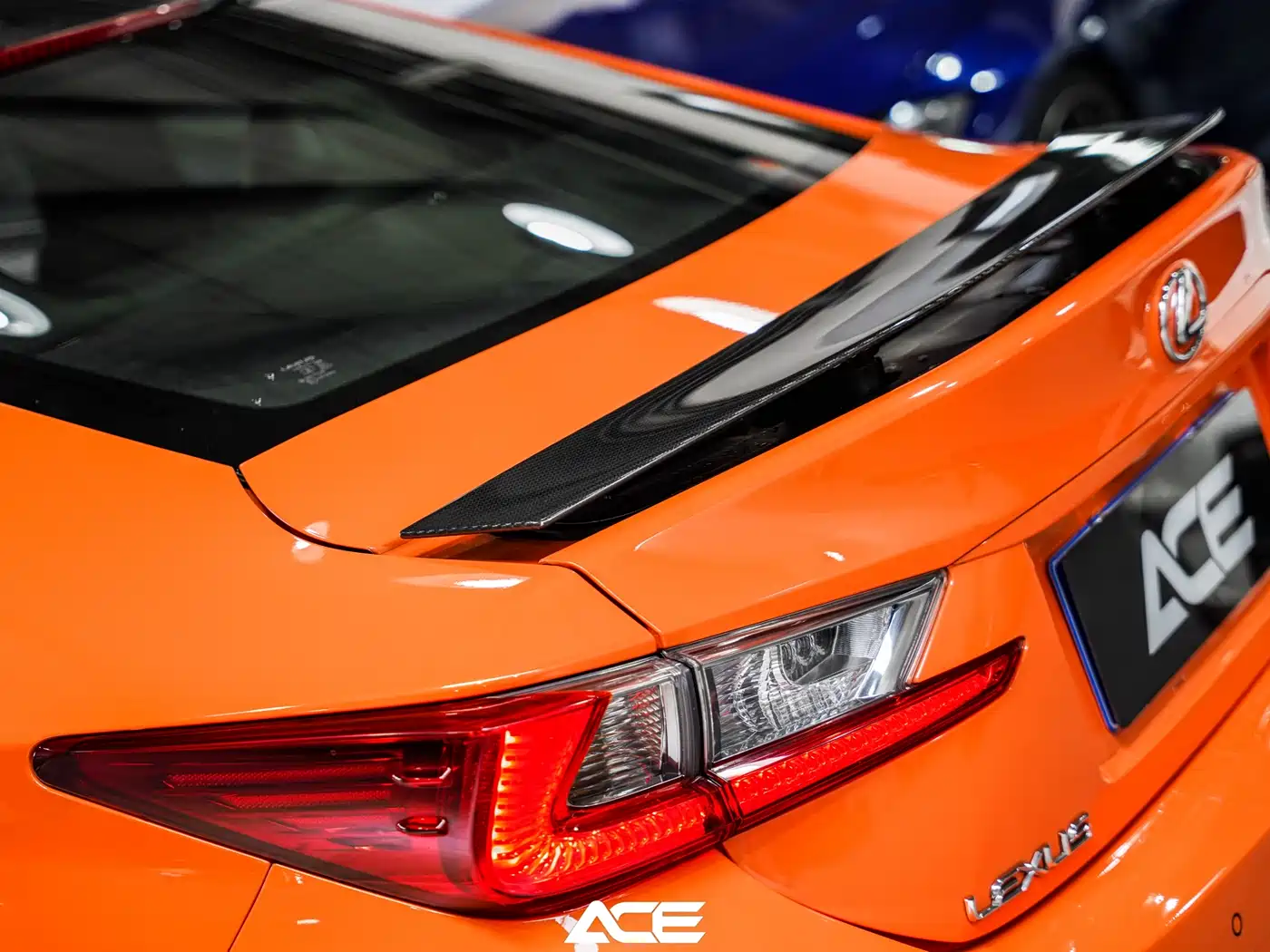 Lexus RC F 2016 F 5.0L Carbon Fiber Edition фото 14