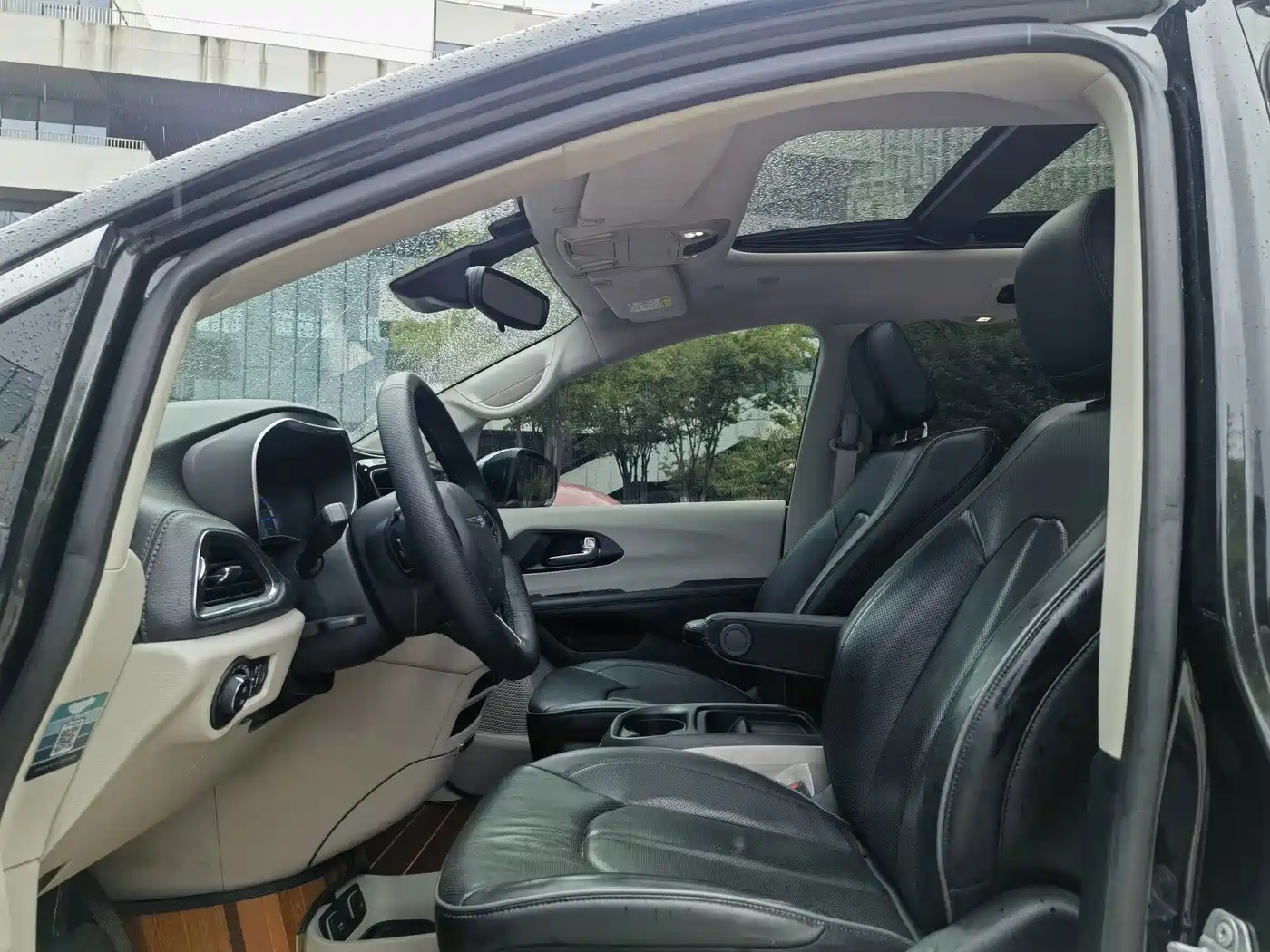 Chrysler Pacifica PHEV 2020 2019 3.6L Plug-in Hybrid