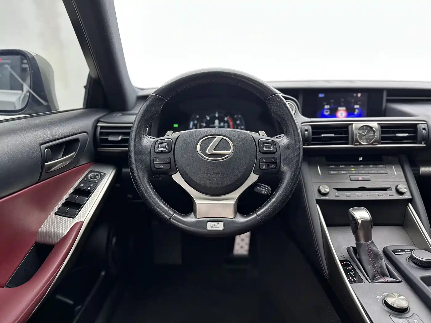 Lexus IS 2017 300 F SPORT фото 5